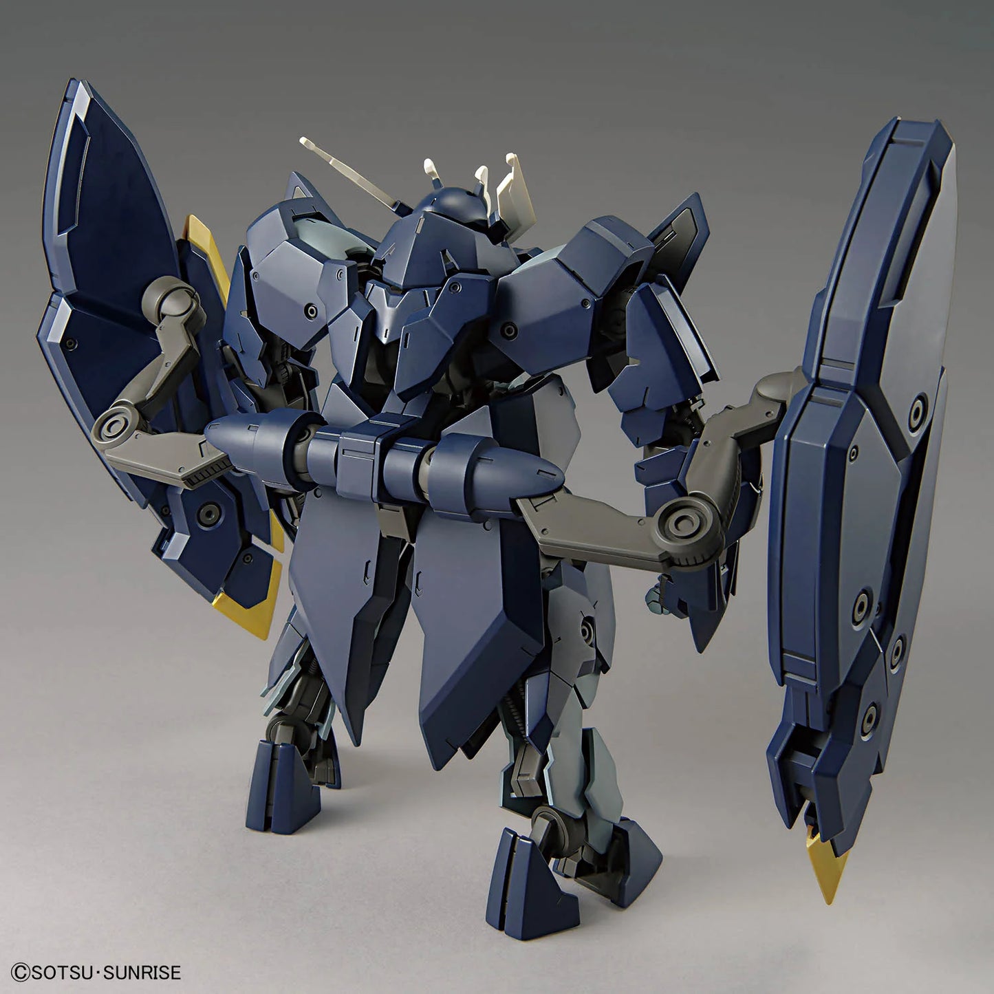 HGIBO 1/144 Gundam Astaroth Rinascimento（高达：铁血的奥尔芬斯）
