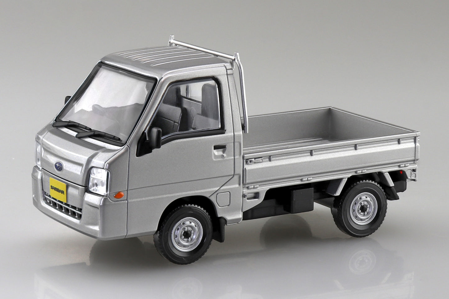 Aoshima 1/32 SNAP KIT Subaru Sambar Truck (Sterling Silver Metallic)