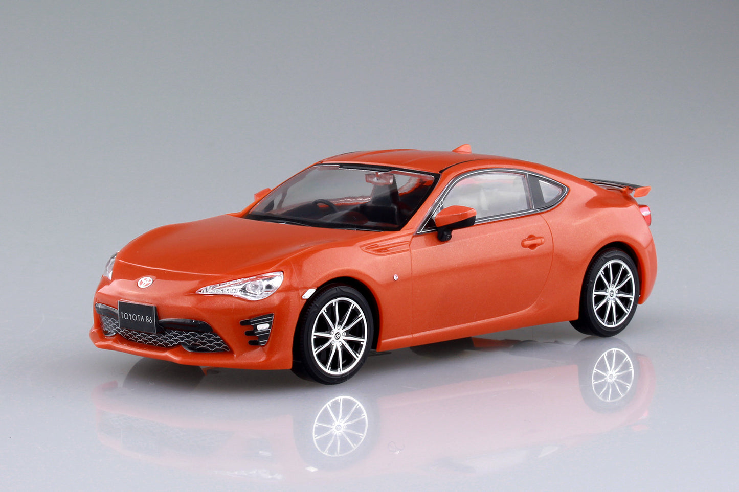 Aoshima 1/32 SNAP KIT Toyota 86 (Orange Metallic)