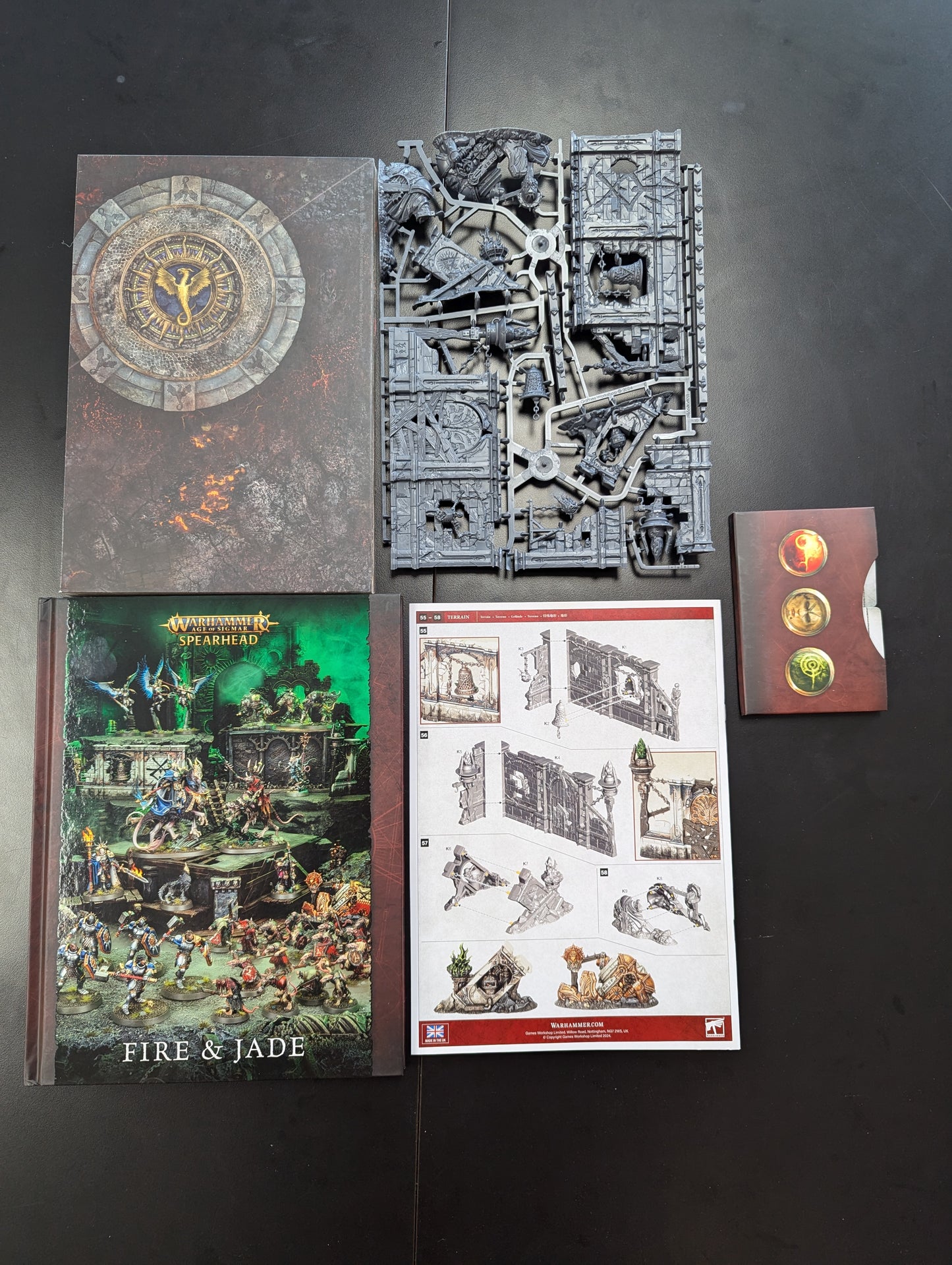 Preowned: Warhammer Age of Sigmar - Skaventide Fire and Jade Contents