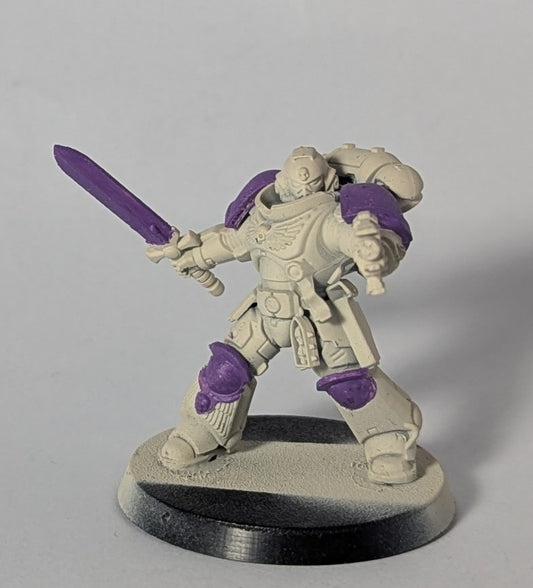[Pre-Owned] Warhammer 40k: Space Marine - Lieutenant with Power Sword