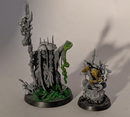 [Pre-Owned] Age of Sigmar: Orruk Warclans - Swamp Calla Shaman with Pot-Grot