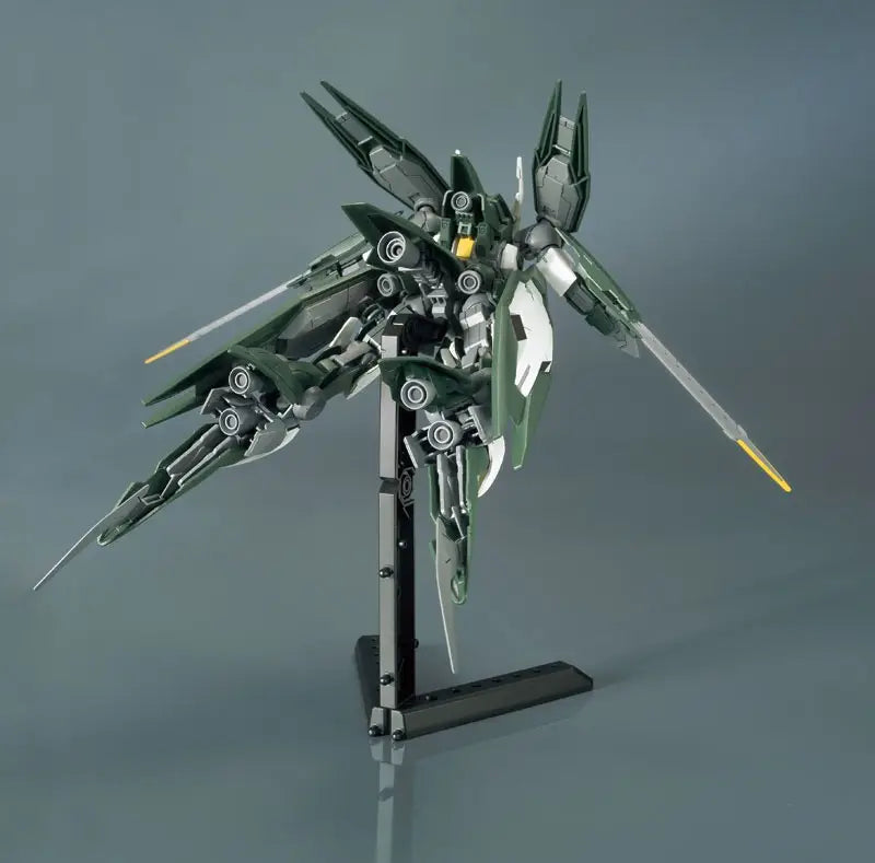 HGIBO 1/144 Gundam Astaroth Rinascimento（高达：铁血的奥尔芬斯）