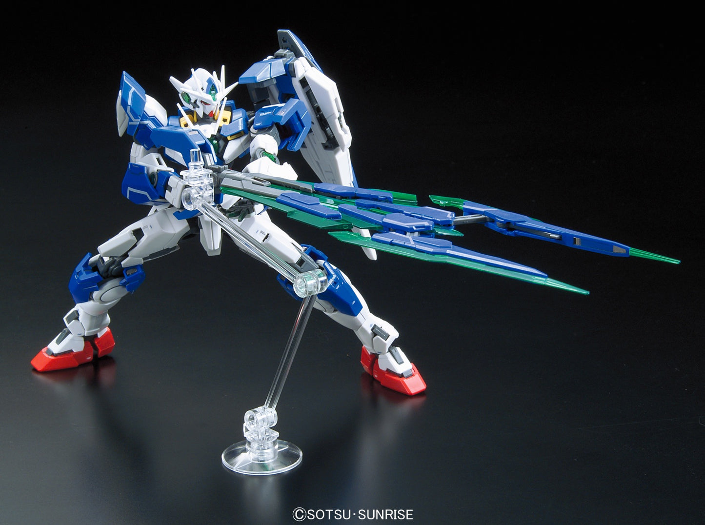 RG 1/144 00 QAN[T] 高达